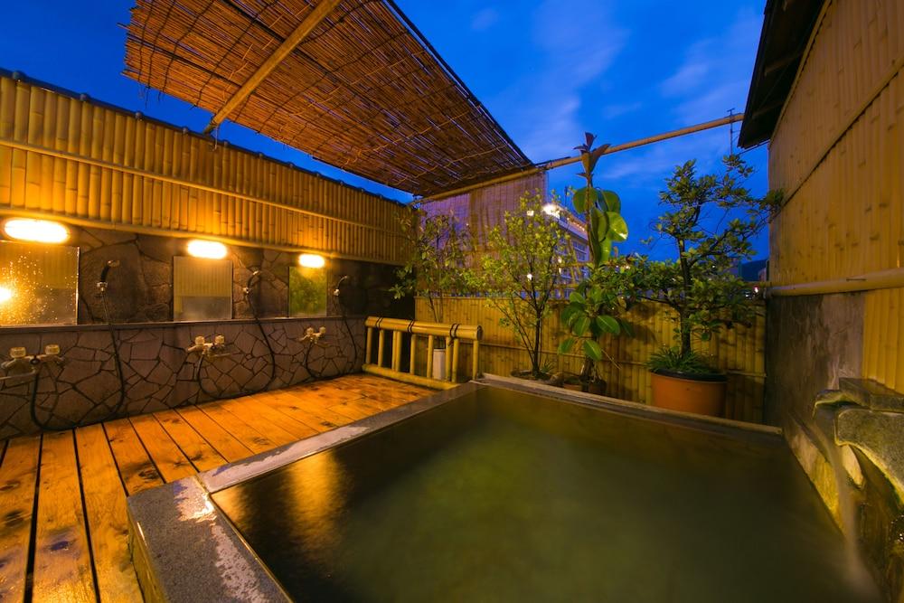Hotel Koraku Beppu Kültér fotó